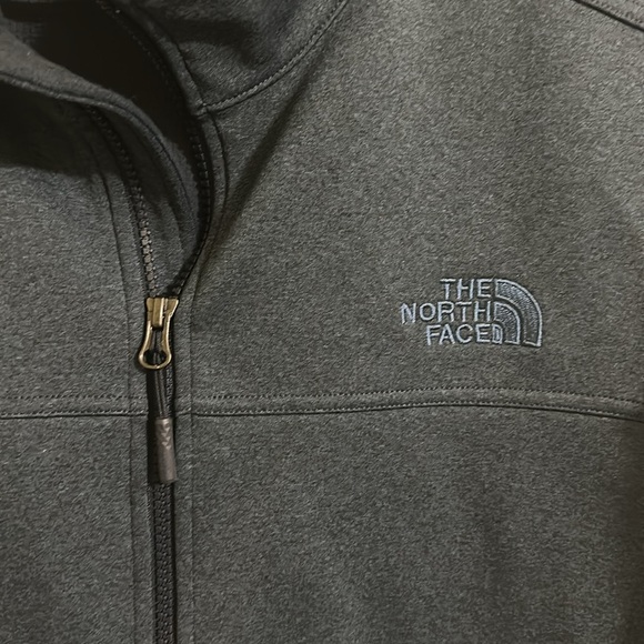 EUC The North Face Navy Soft Shell Vest - Picture 5 of 6